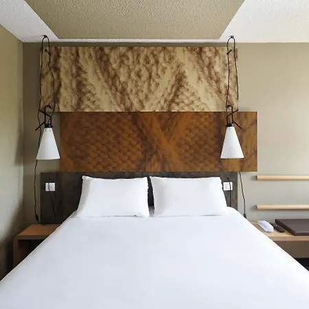 Ibis Marne La Vallee Hotel 3*