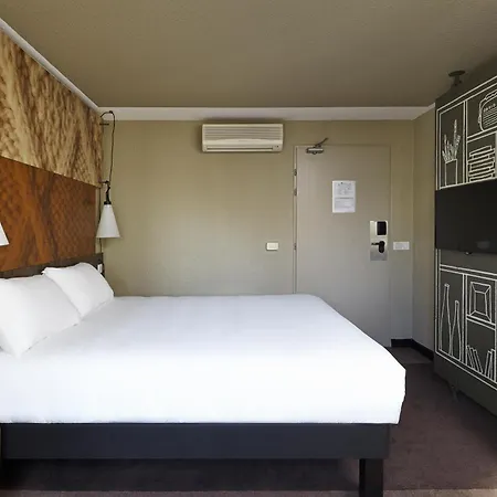 מלון Ibis Marne La Vallee שאנז סור-מרנה