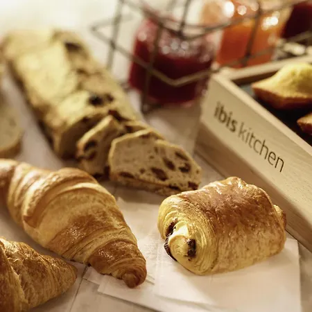 イビス マルヌ ラヴァレ 3*