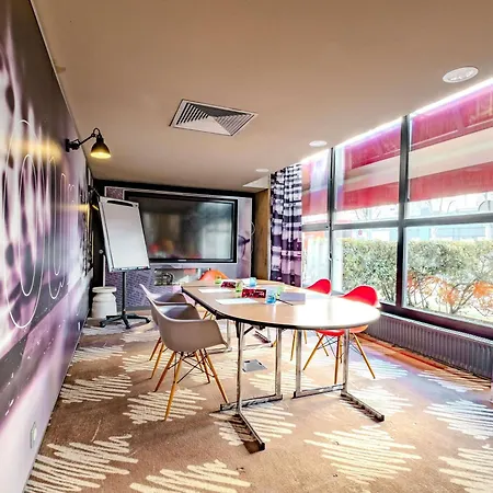 イビス マルヌ ラヴァレ ホテル シャン・シュル・マルヌ