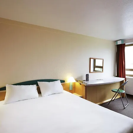 イビス マルヌ ラヴァレ 3*