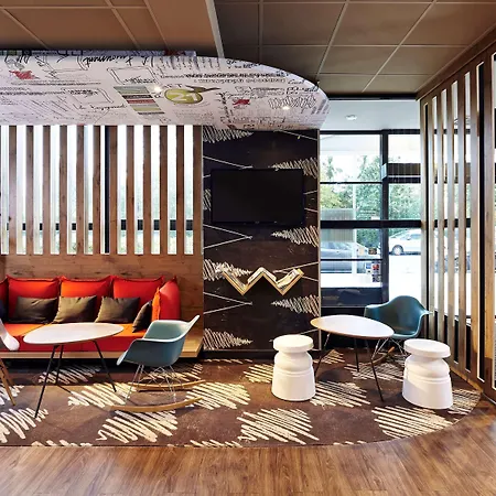 מלון Ibis Marne La Vallee