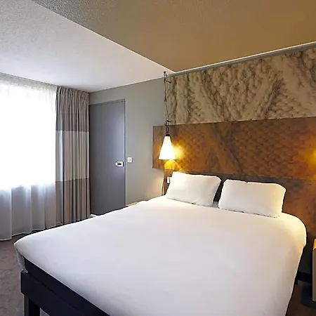 Ibis Marne La Vallee 3*