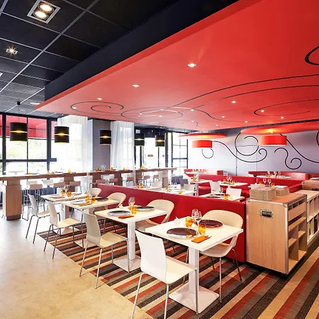 宜必思马恩河谷香格里拉香榭马恩河畔酒店