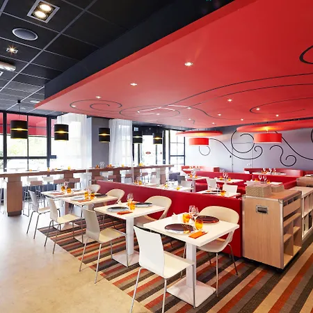 宜必思马恩河谷香格里拉香榭马恩河畔酒店 酒店 马恩河畔尚